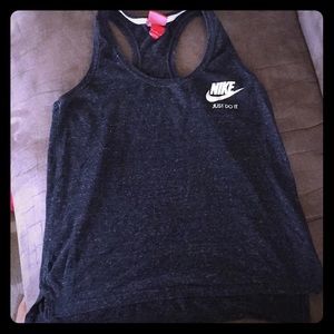 Nike signal tank top